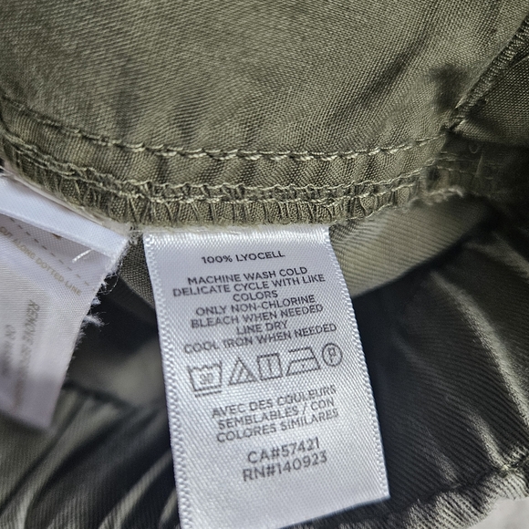 LOFT LYOCELL Shorts - Picture 6 of 9